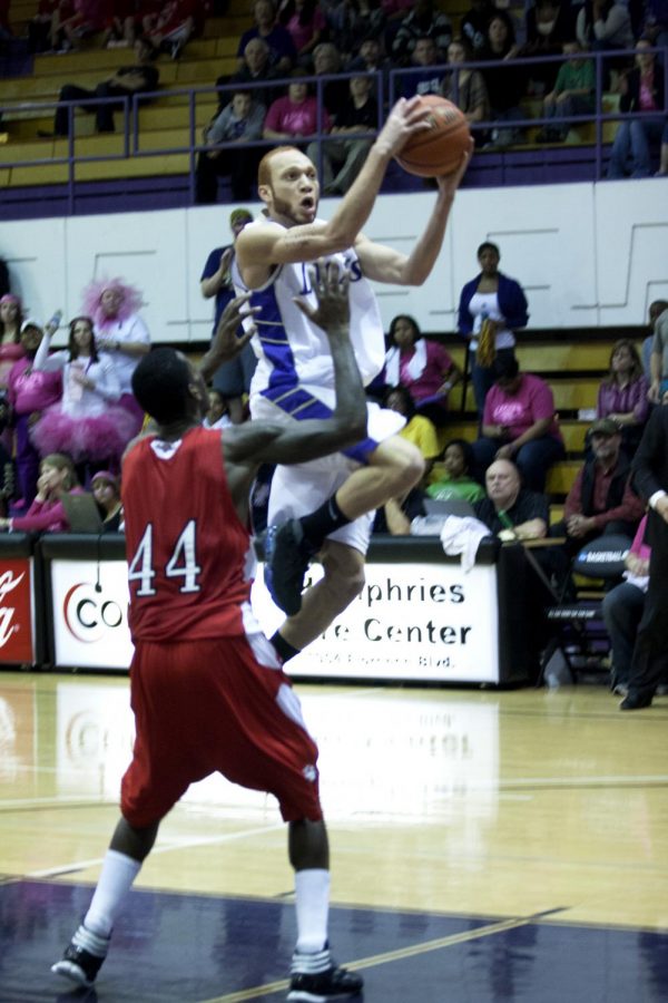 Senior guard Beaumont Beasley drives to the goal during a game this season.
