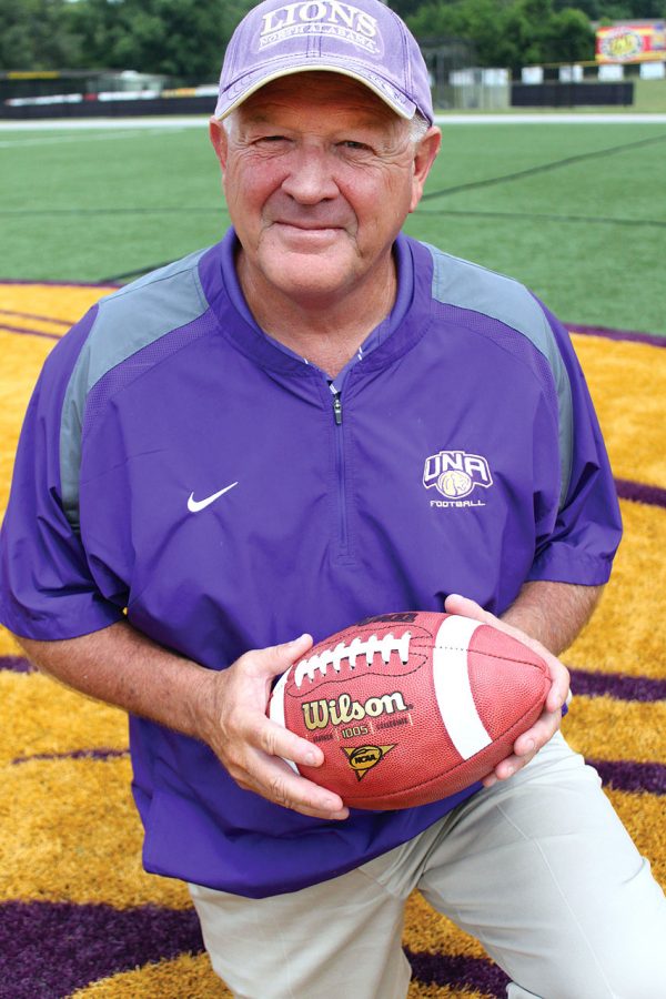 Bobby Wallace, who coached at UNA from 1988-97 and led the UNA lions to three consecutive Division II National Championships, returned to UNA in Jan. 2012 after Terry Bowden resigned. 
