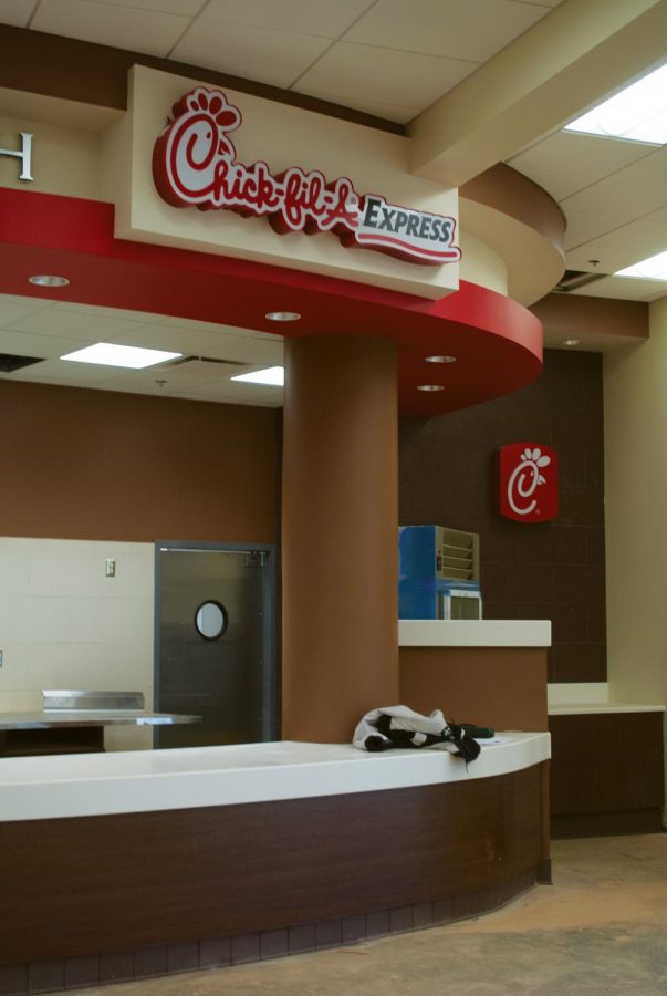 The Commons’ Chick-fil-A stand is near completion. The GUC food court could lose 30 percent in revenue to new eateries, said Sodexo Director Alan Kinkead.