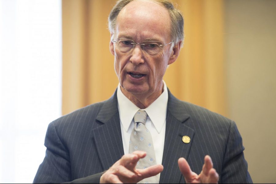 Gov. Robert Bentley addresses UNA’s administration and board of trustees March 6. Bentley praised the university’s new science and technology building and its contribution to education in Alabama.