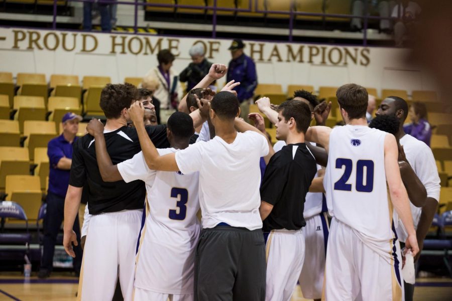 The UNA mens basketball team huddles up during the teams 77-76 loss to Mississippi College Feb. 11. The Lions finished the season 16-13, landing the fourth seed in the conference tournament before falling to Delta State March 1.