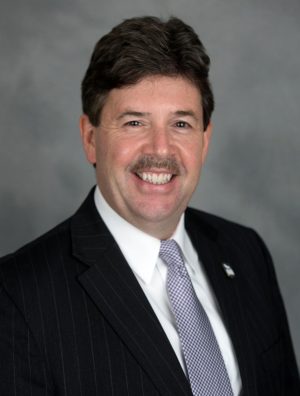 Who is UNA’s president, Dr. Kenneth Kitts?