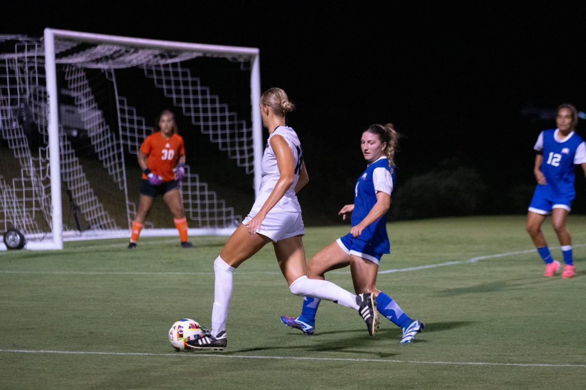 Lexi Vernsey prepares for a shot on goal. 